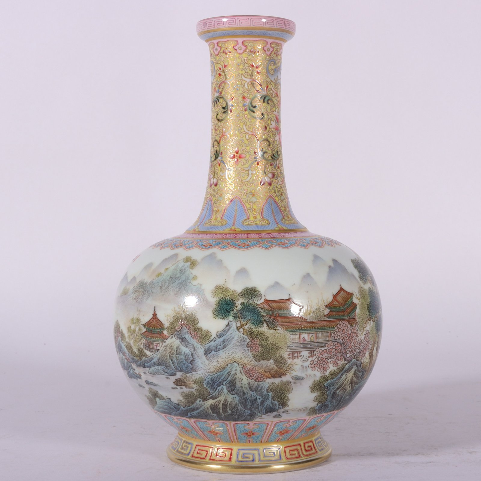 Qing Dynasty Qianlong enamel filigree Gu Yuexuan vase