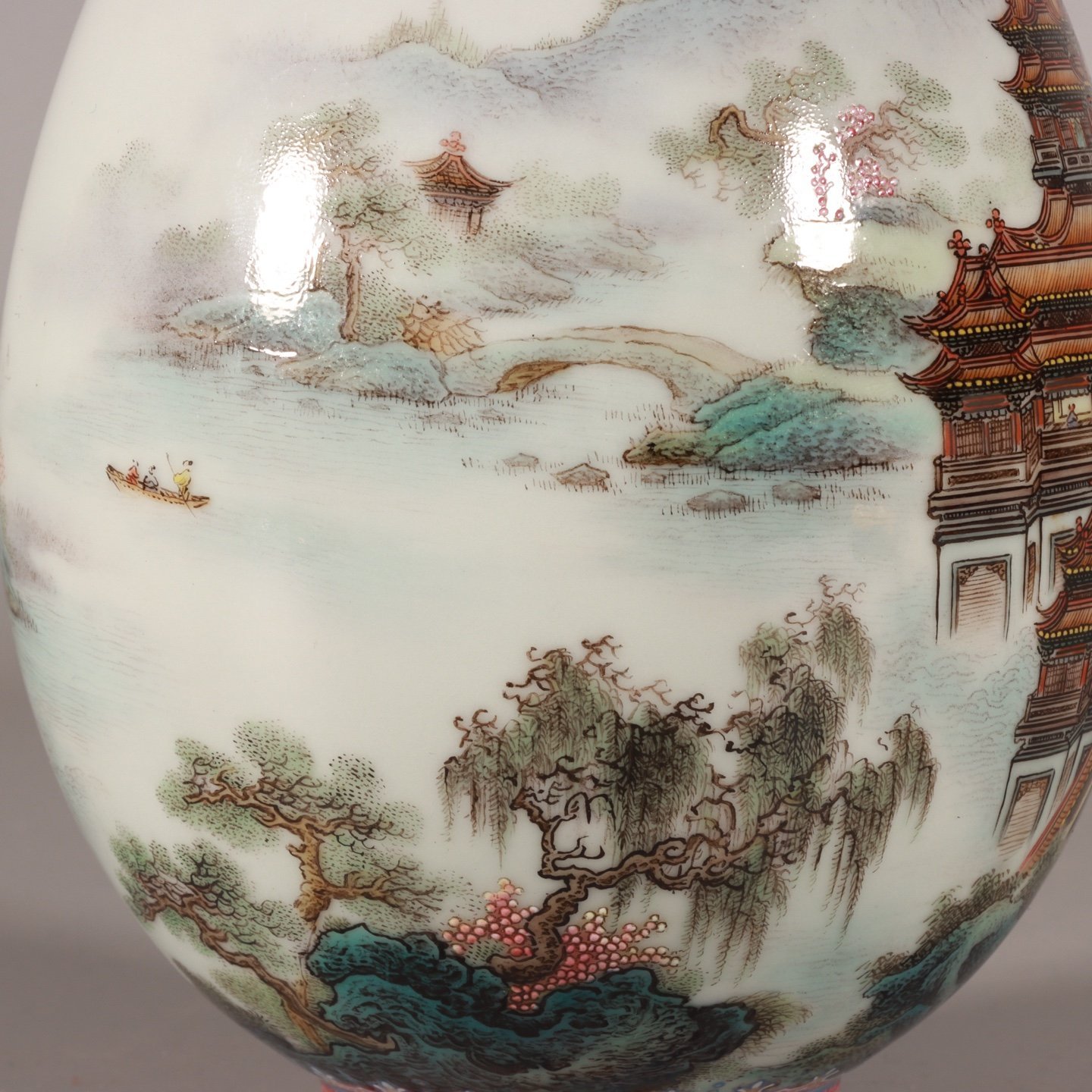 Qing Dynasty Qianlong of enamel agate vase