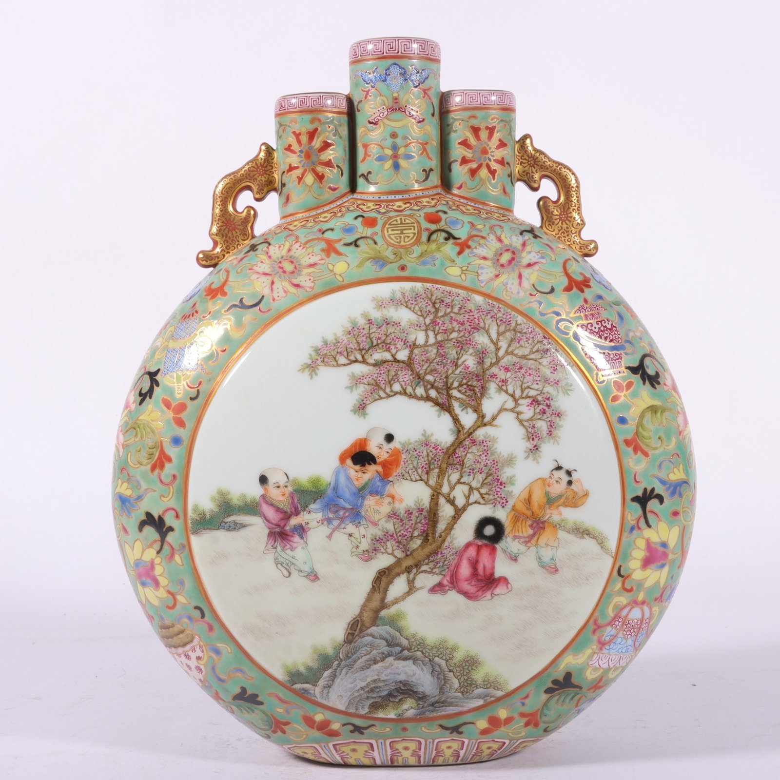 Qing Dynasty Qianlong three-tube enamel vase