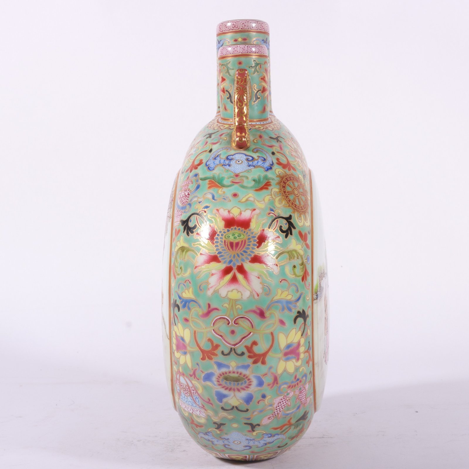 Qing Dynasty Qianlong three-tube enamel vase