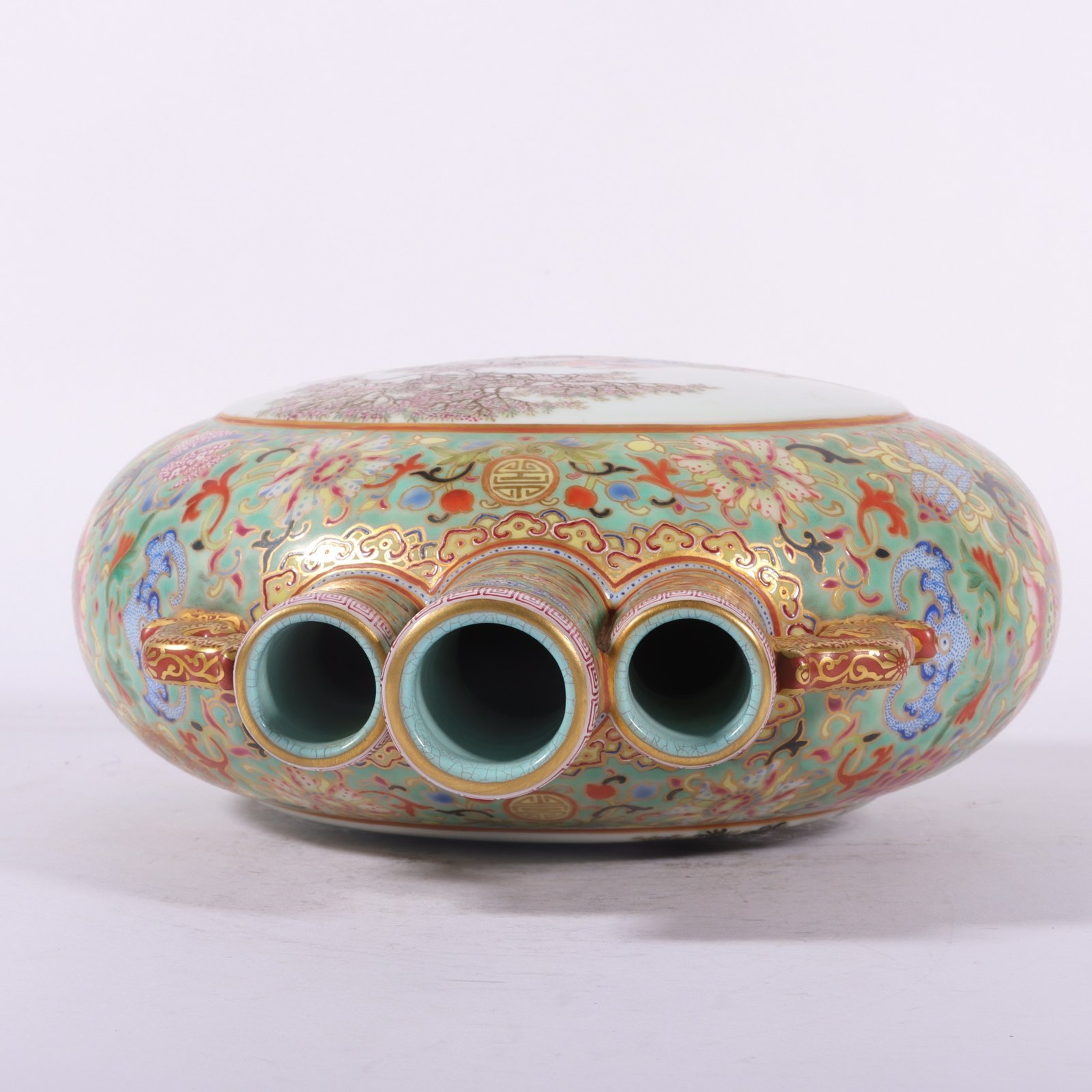 Qing Dynasty Qianlong three-tube enamel vase
