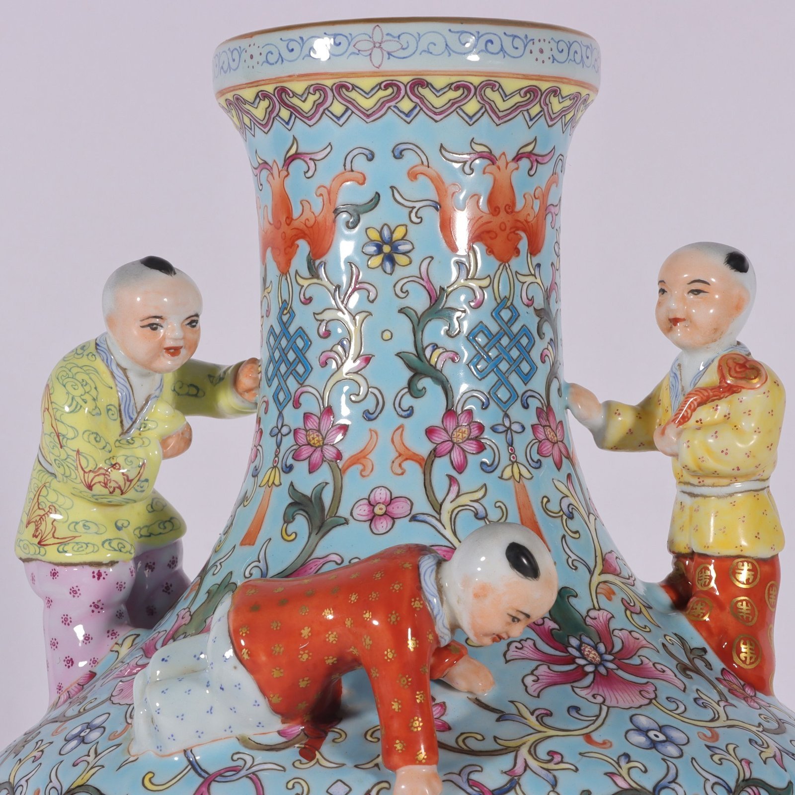 Qing Dynasty Qianlong enamel green ground lotus and five-seed Dengke vase