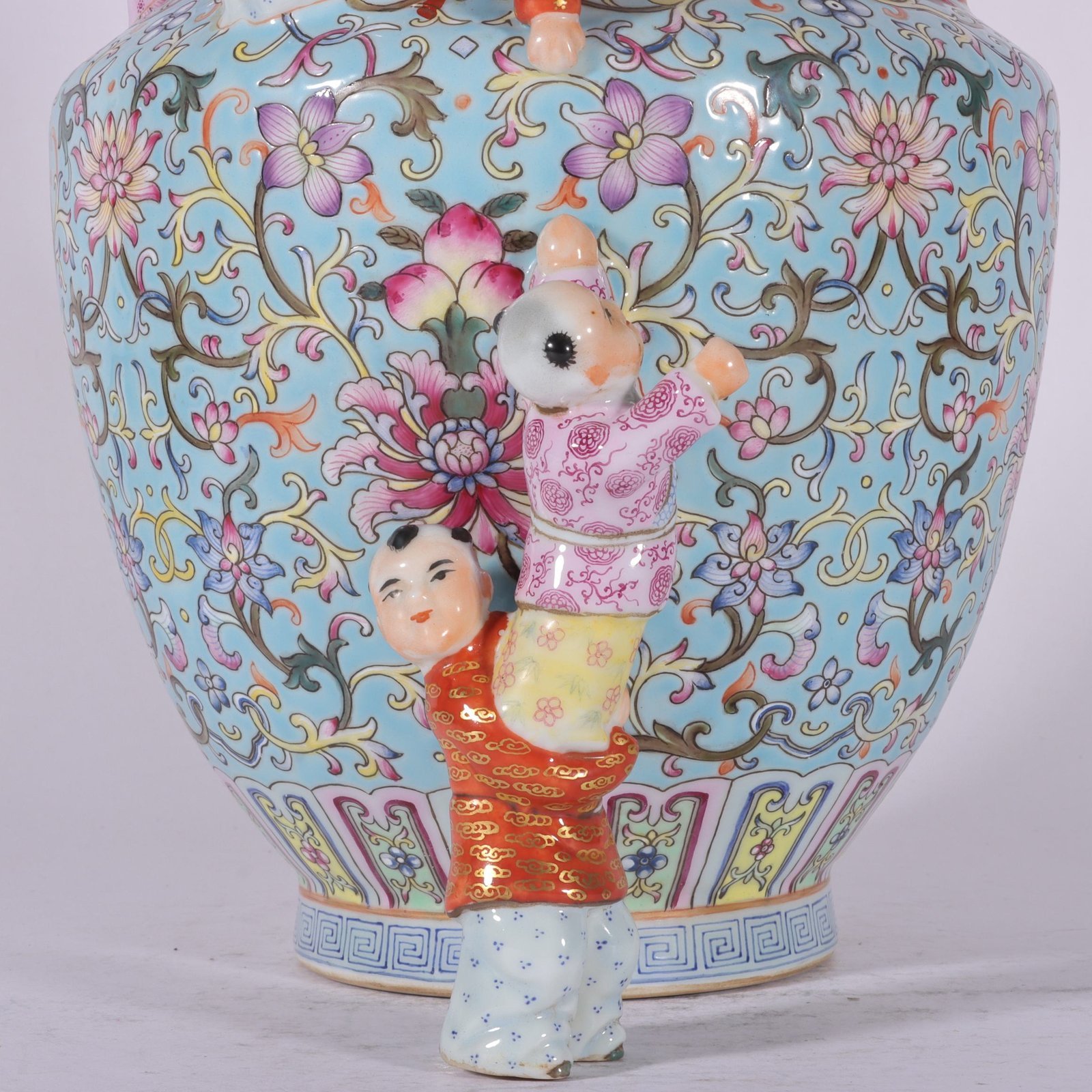 Qing Dynasty Qianlong enamel green ground lotus and five-seed Dengke vase