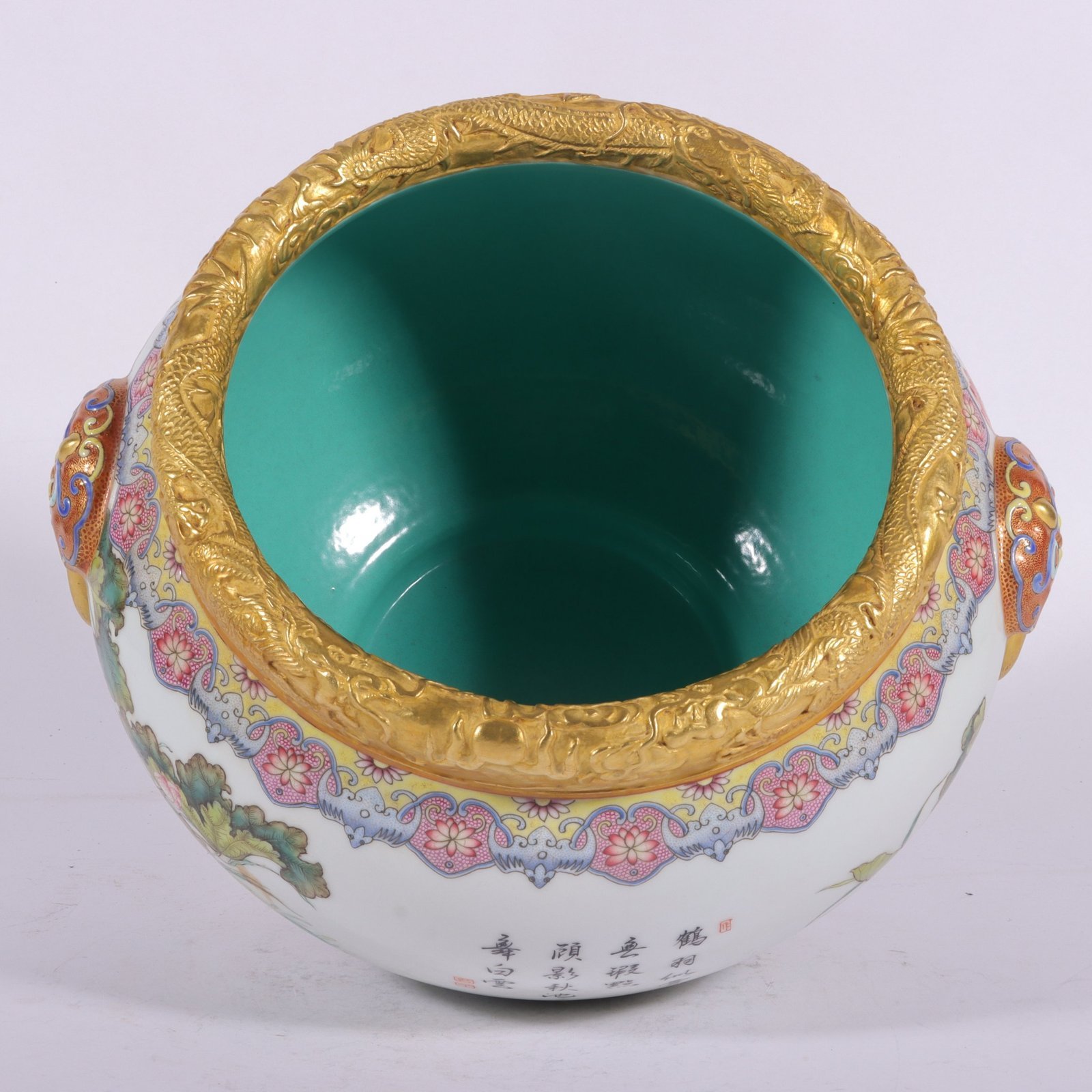 Qing Dynasty Qianlong enamel carving gilt landscape painting crane and lion ears washed