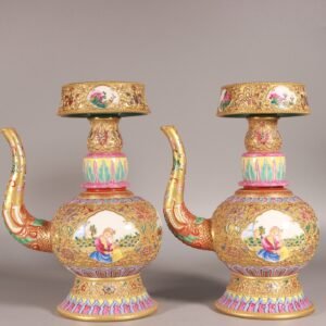 Qing Dynasty Qianlong enamel carving gold-plated window Western figure spray bottle