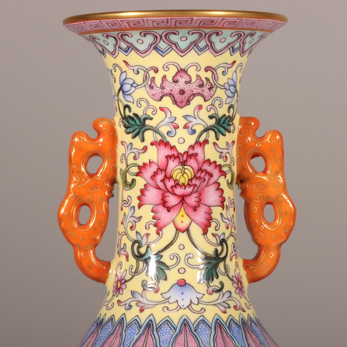 Qing Dynasty Qianlong pastel yellow ground landscape amphora