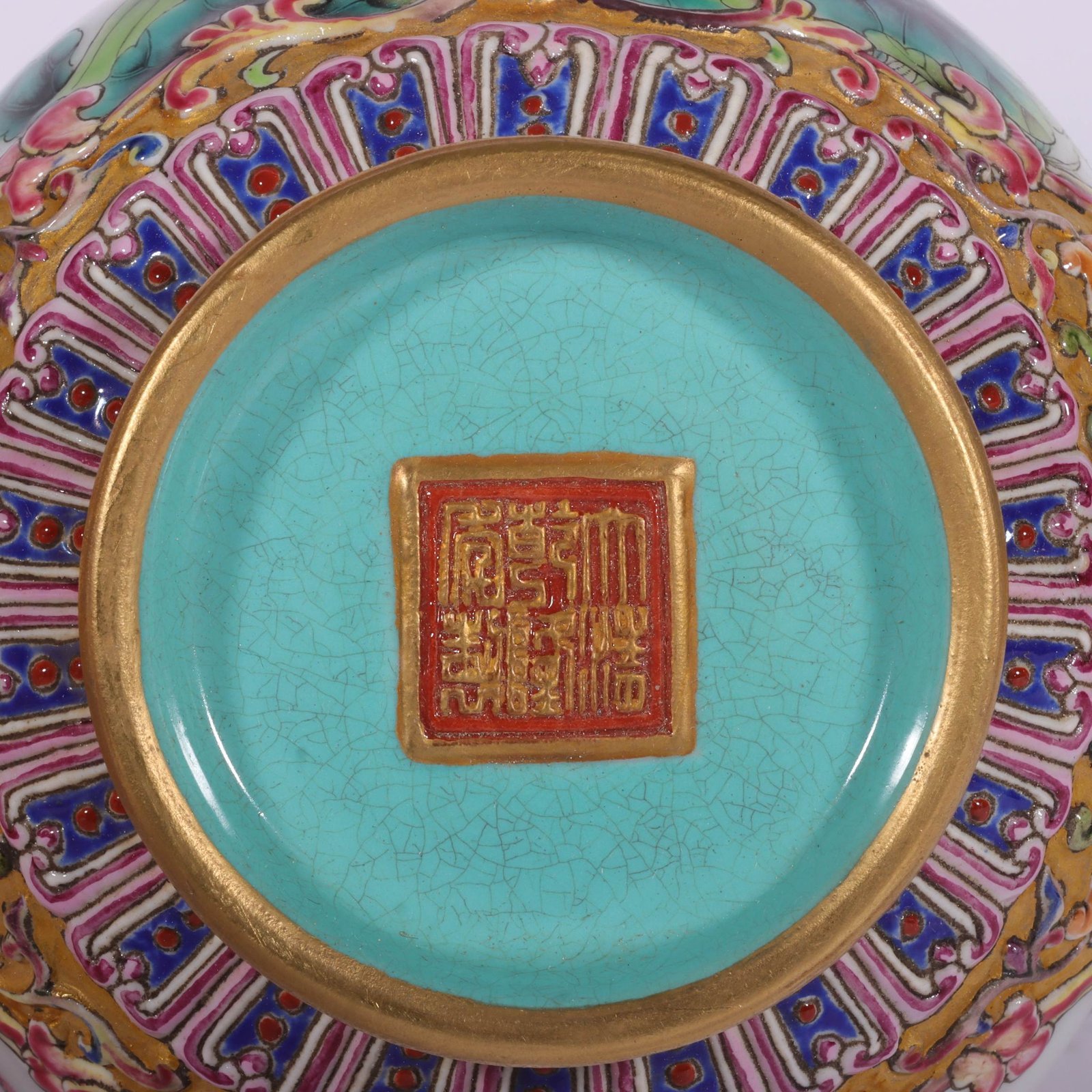 Qing Dynasty Qianlong enamel-carved gilded lotus flower and bird vase with window