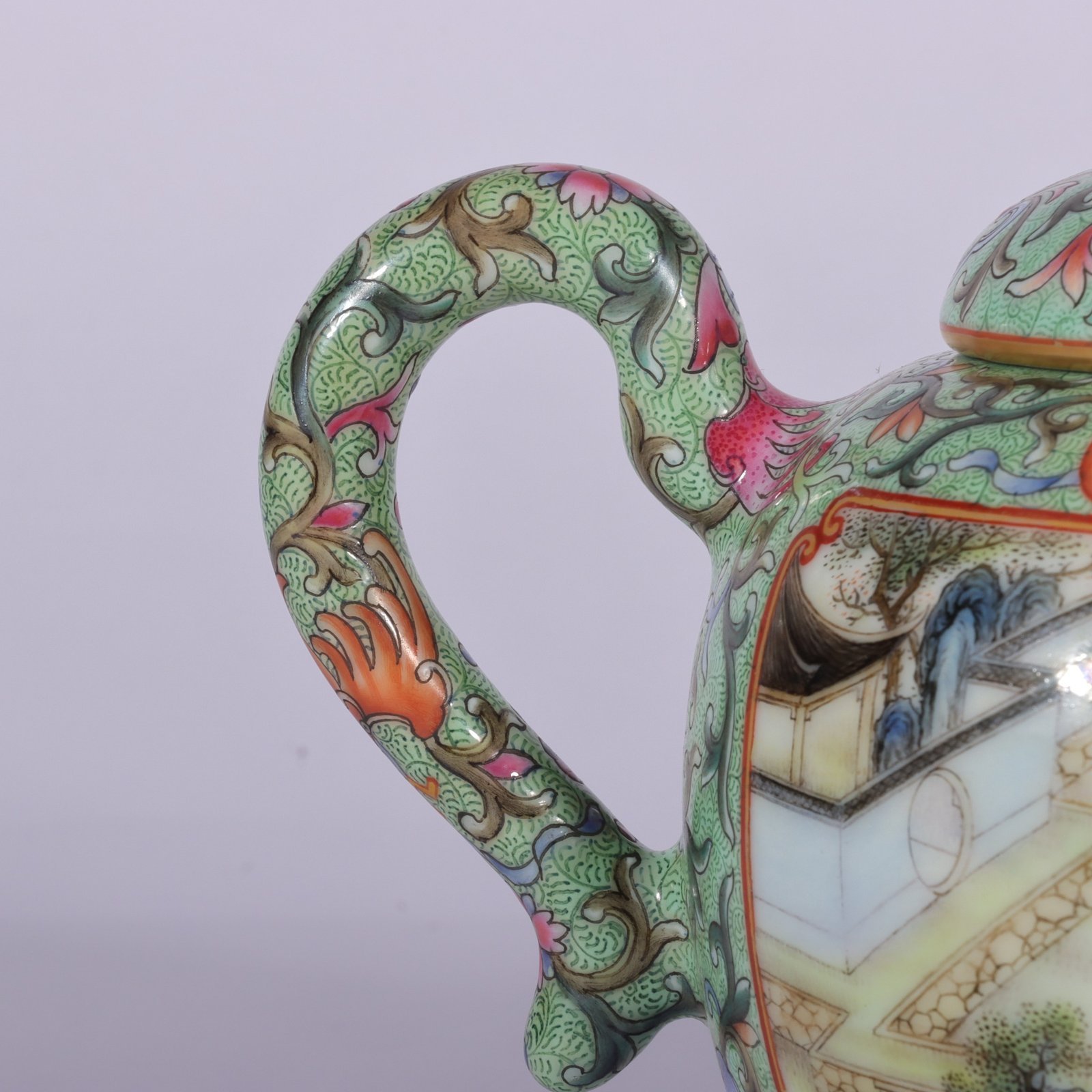Qing Dynasty Qianlong pastel-painted pot with gilded twigs
