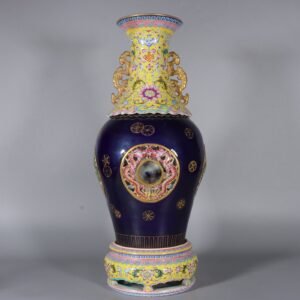 Qing Dynasty Qianlong famille rose blue and yellow leather ball flower hollow vase