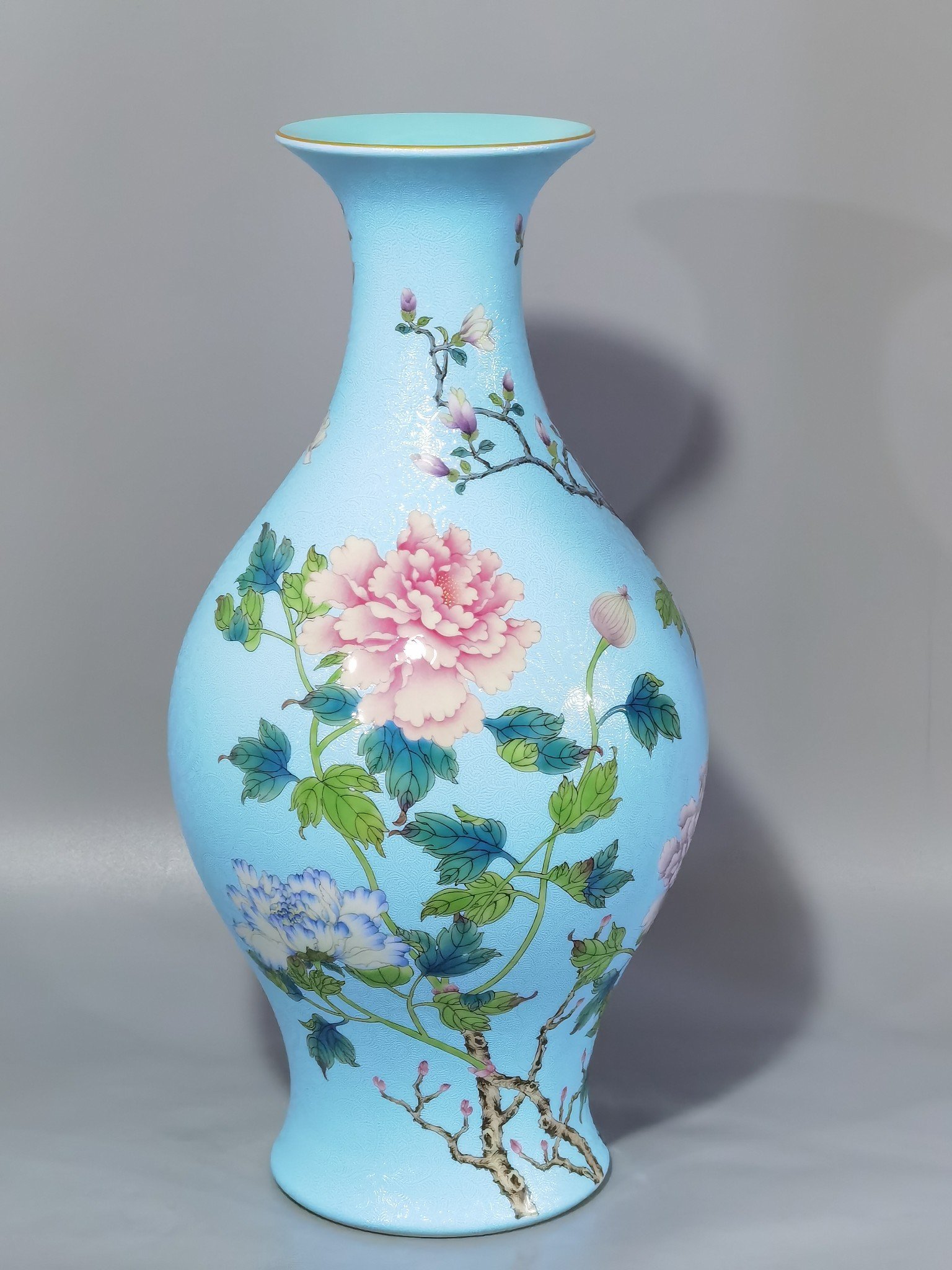 Qing Dynasty Qianlong enamel and rolled peony flower olive vase