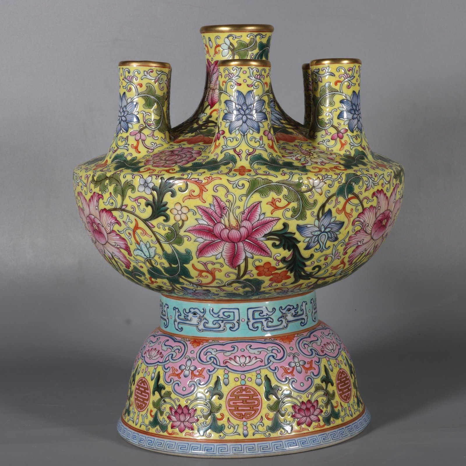 Qing Dynasty Qianlong pastel blue ground gilded lotus amphora