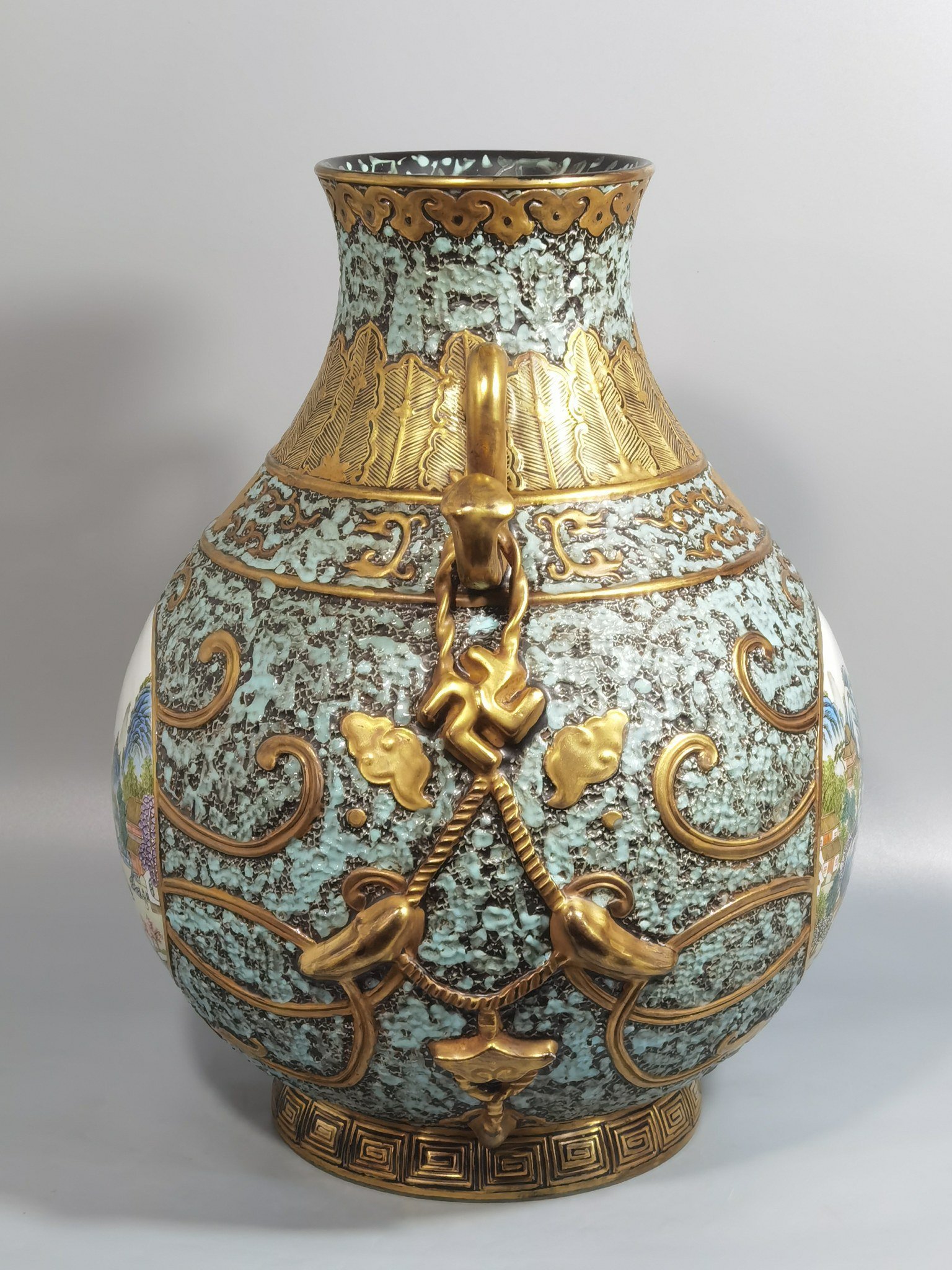 Qing Dynasty Qianlong bronze color gold-painted window pastel and scape