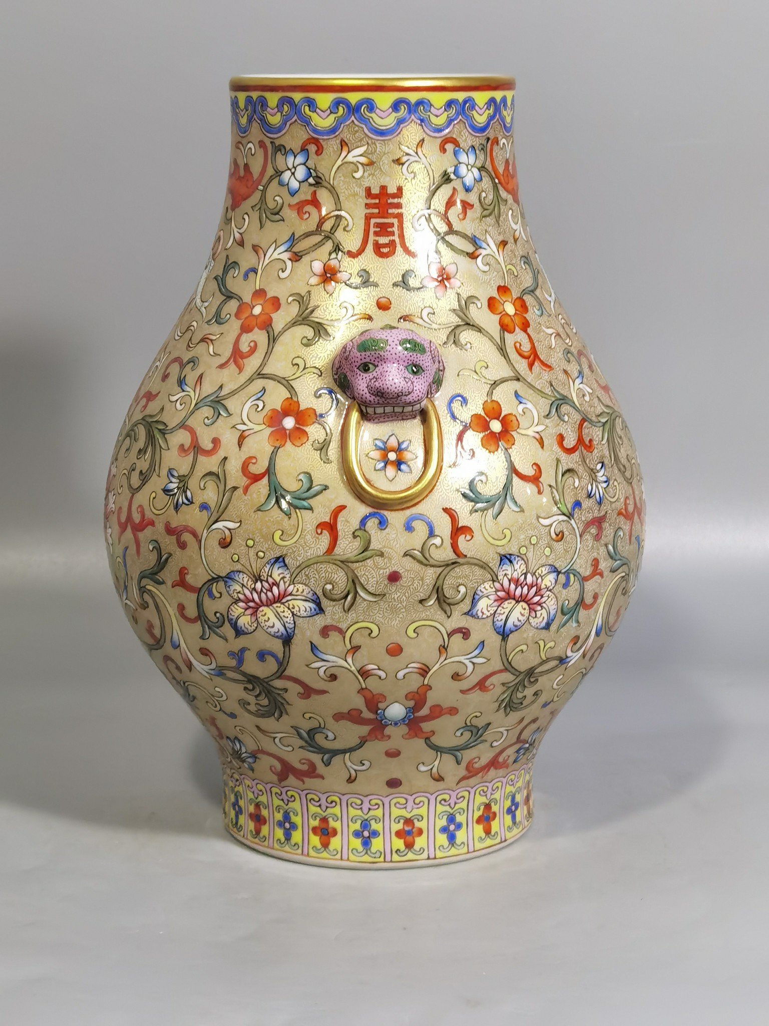Qing Dynasty Qianlong period longevity flower flower and nimal ear statues