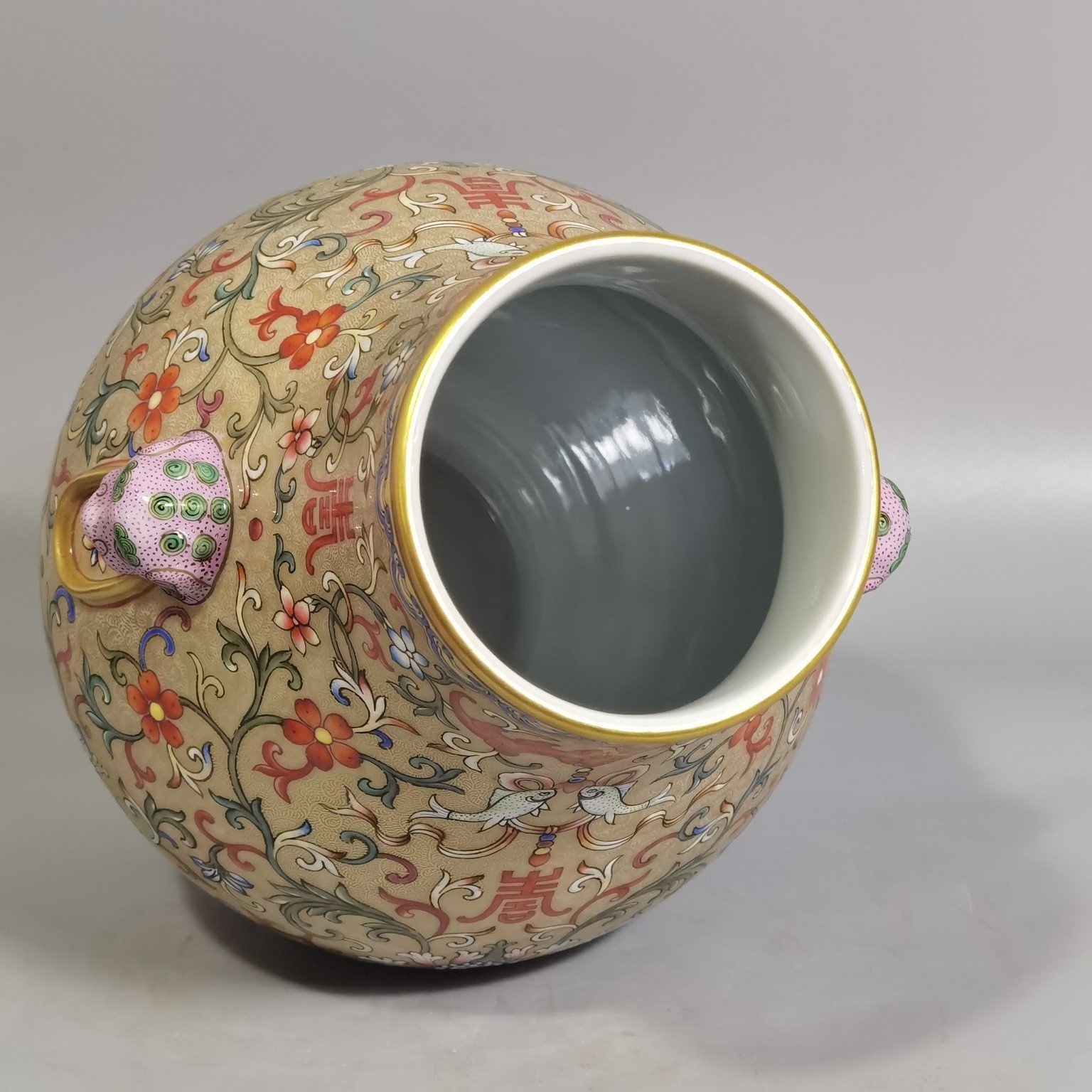 Qing Dynasty Qianlong period longevity flower flower and nimal ear statues