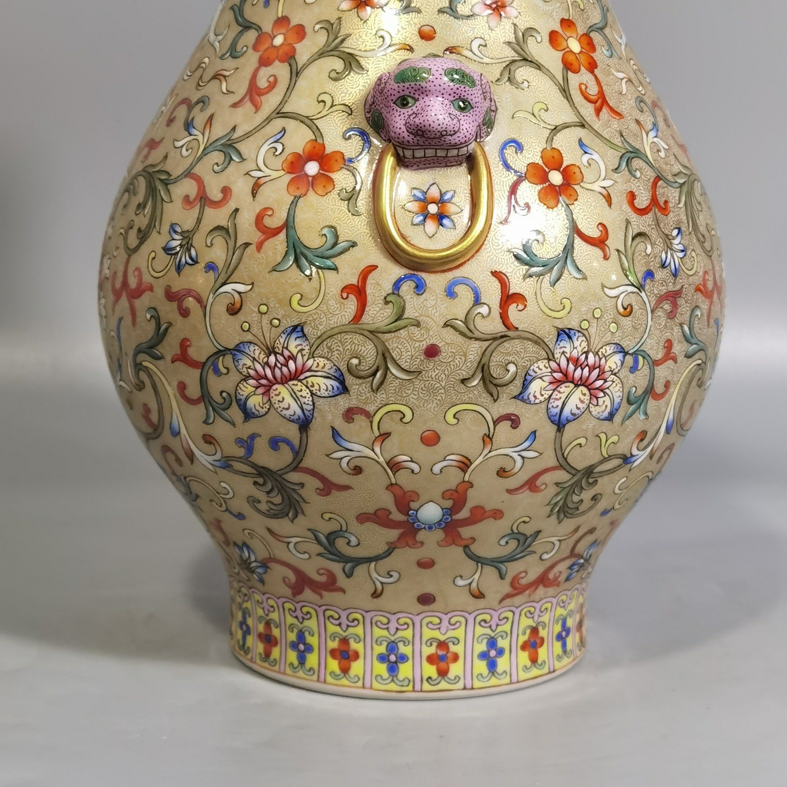 Qing Dynasty Qianlong period longevity flower flower and nimal ear statues
