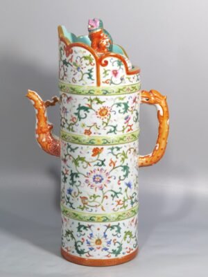 Qing Dynasty Qianlong foreign colored lion Domu pot with entwined branches