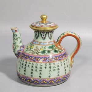 Qing Dynasty Qianlong Yangcai green teapot
