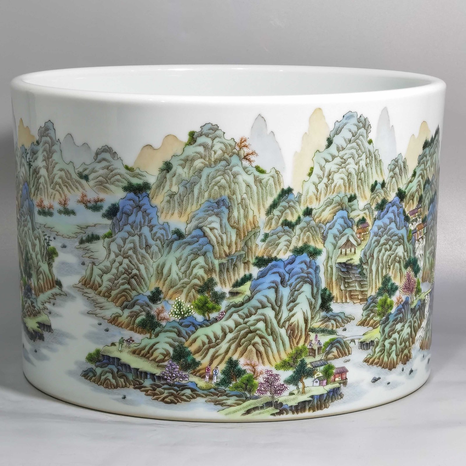 Qing Dynasty Qianlong Enamel Painting Thous and Miles of Rivers and Mountains Brush Cup