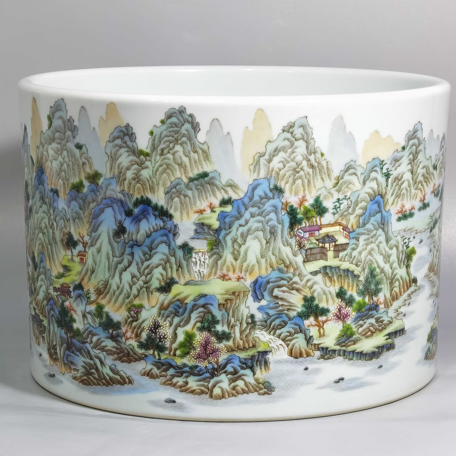 Qing Dynasty Qianlong Enamel Painting Thous and Miles of Rivers and Mountains Brush Cup