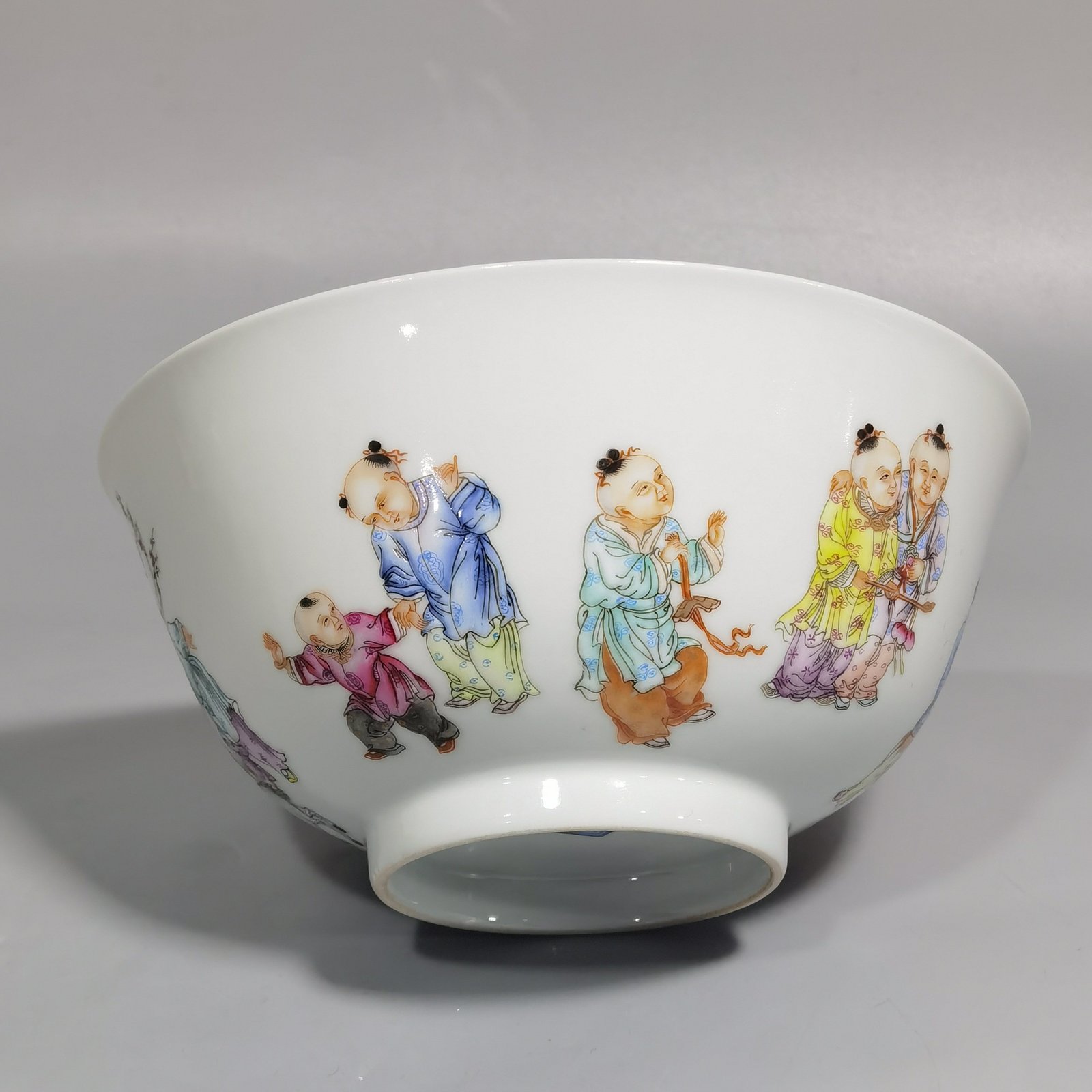 Qing Dynasty Qianlong pair of enamel baby playing bowls