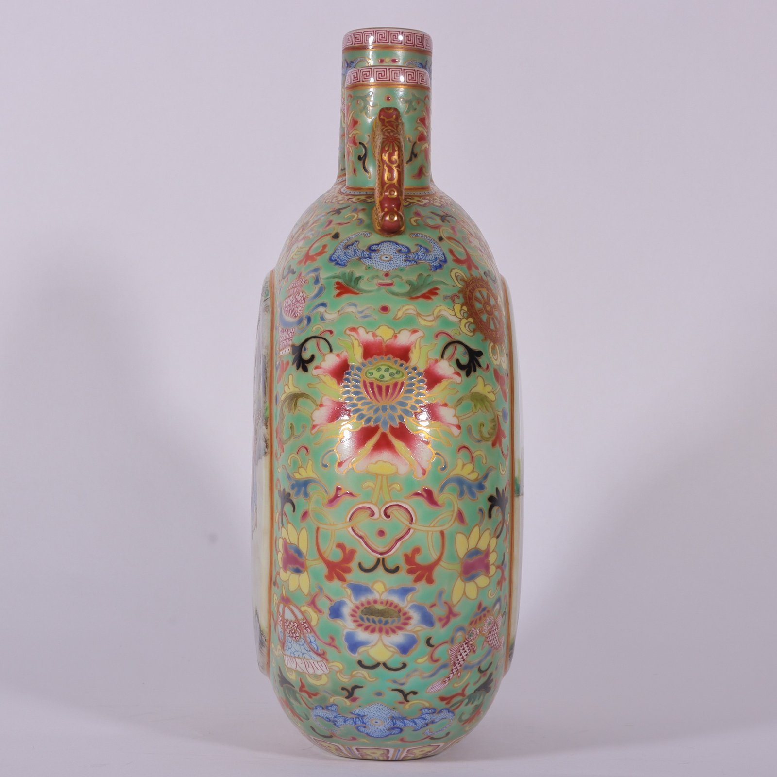 Qing Dynasty Qianlong three-tube enamel vase