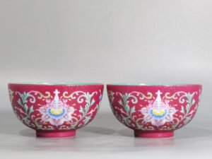 Qing Dynasty Qianlong Enamel Carmine Red Rolled Flower Bowl