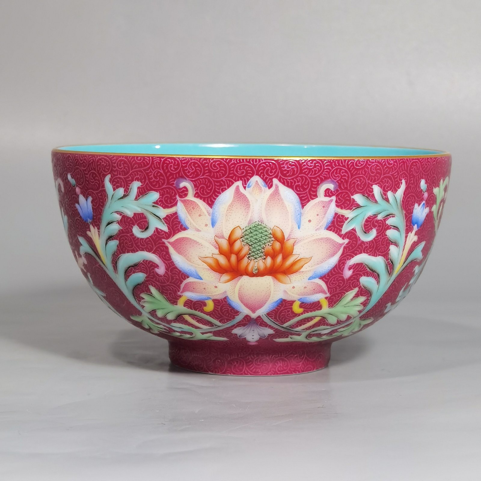 Qing Dynasty Qianlong Enamel Carmine Red Rolled Flower Bowl