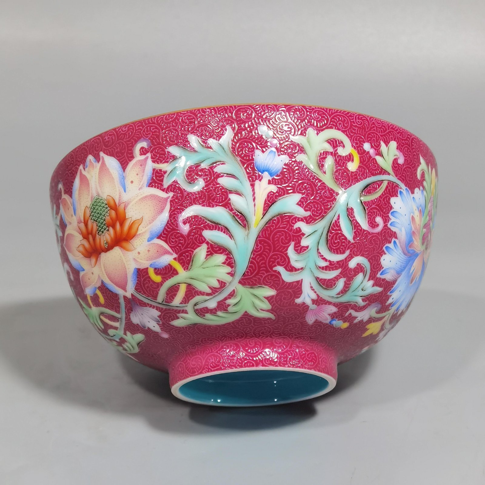 Qing Dynasty Qianlong Enamel Carmine Red Rolled Flower Bowl