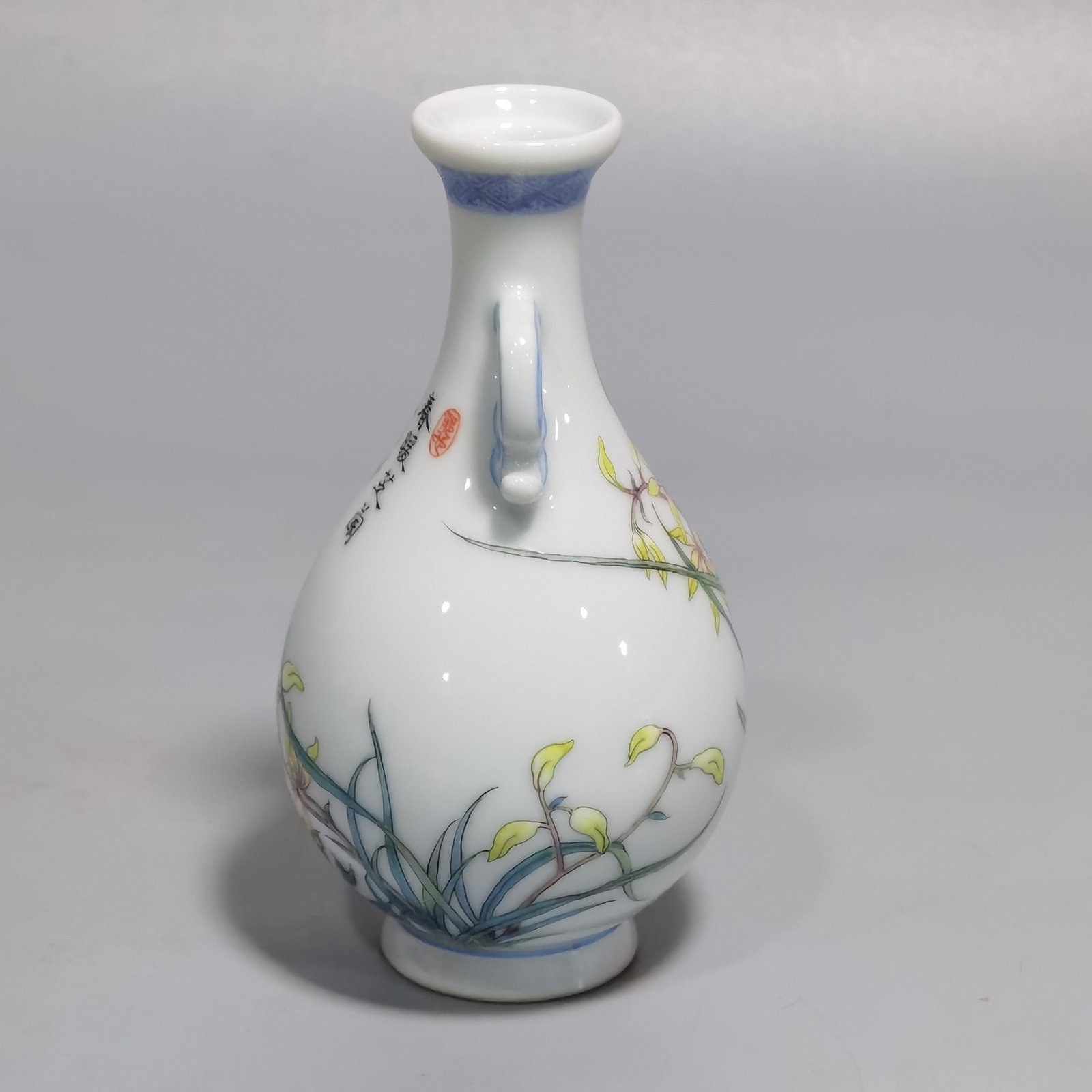 Qing Dynasty Qianlong Enamel Poetic Orchid mphora