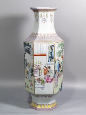 Qing Dynasty Qianlong Pastel six-square bottle