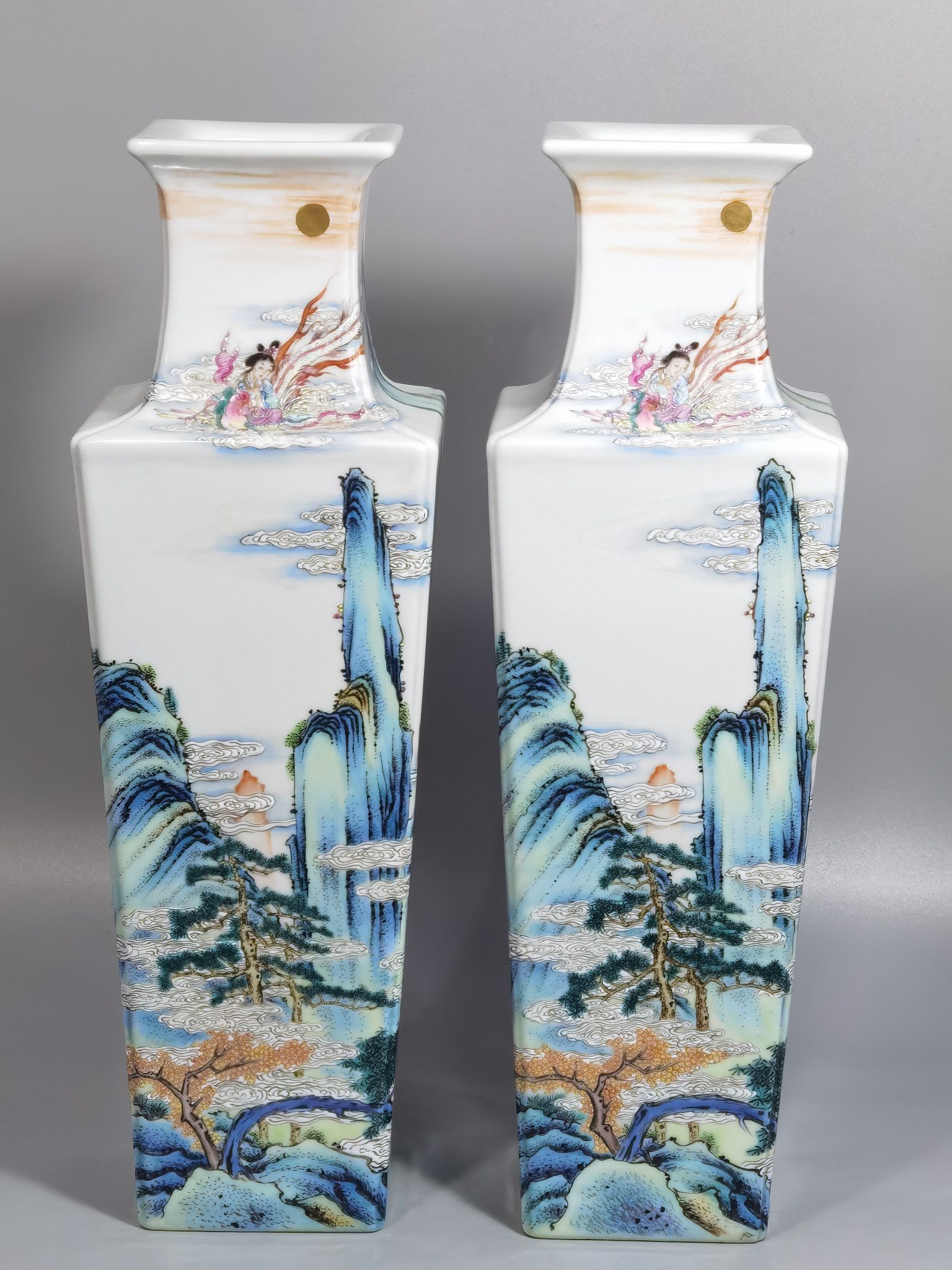 Qing Dynasty Qianlong Pastel Fairy and scape Square Vase