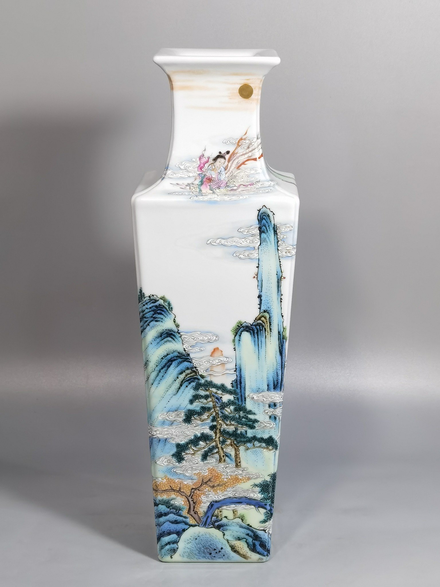 Qing Dynasty Qianlong Pastel Fairy and scape Square Vase