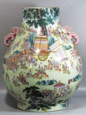 Qing Dynasty Qianlong pastel-painted Ruyi'er Blessing Bucket