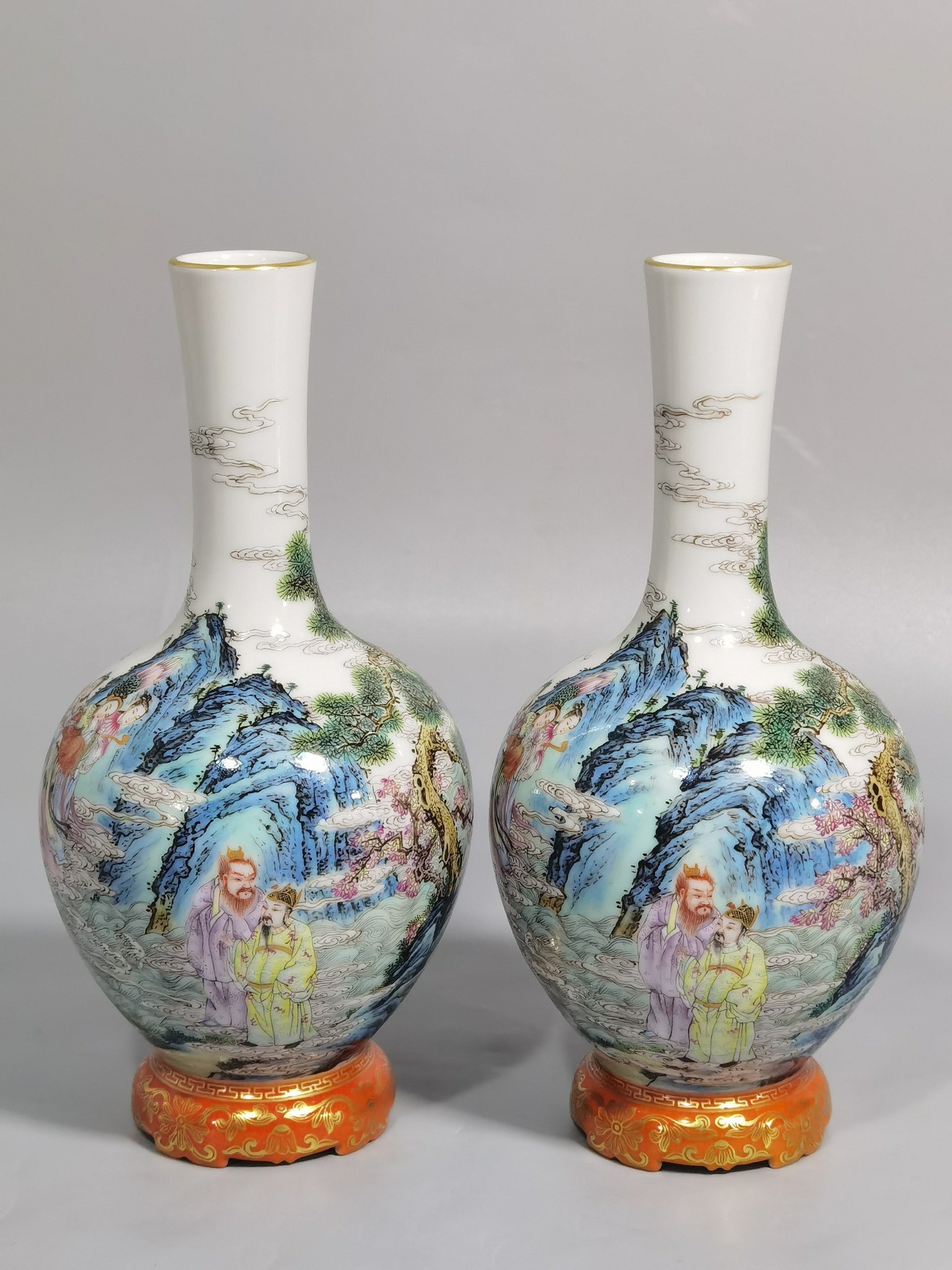 Qing Dynasty Qianlong pastel vase