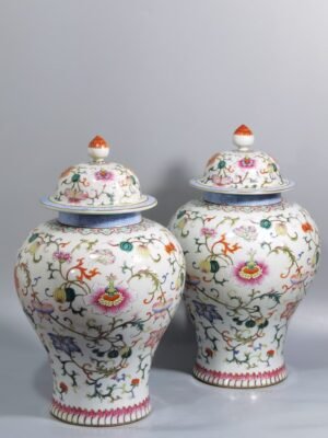 Qing Dynasty Qianlong pair of pastel-painted general jars