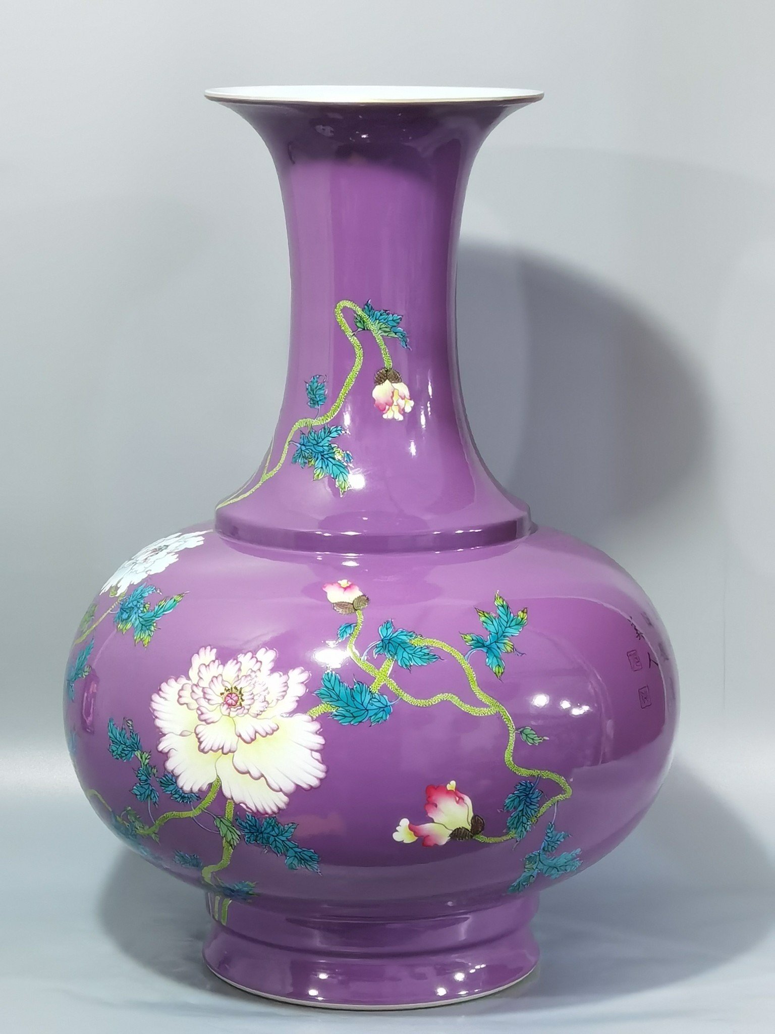 Qing Dynasty Qianlong purple ground and pastel poppy poem pattern vase