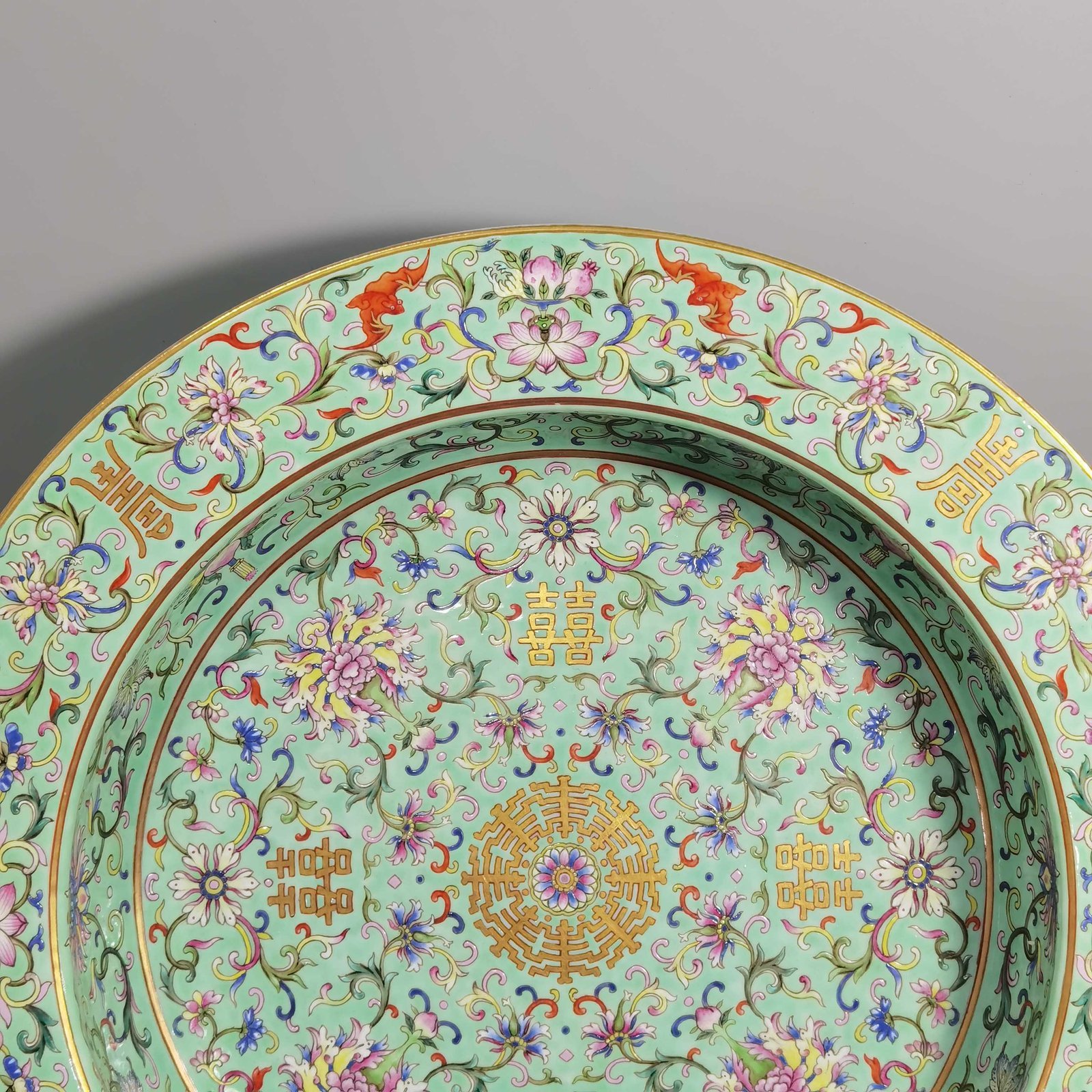 Qing Dynasty Qianlong green space pastel double happiness folded edges and large wash