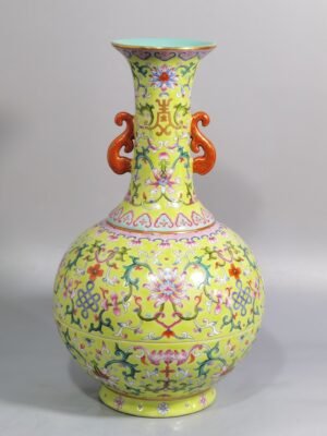 Qing Dynasty Qianlong green and pastel color double-ear capped bottle