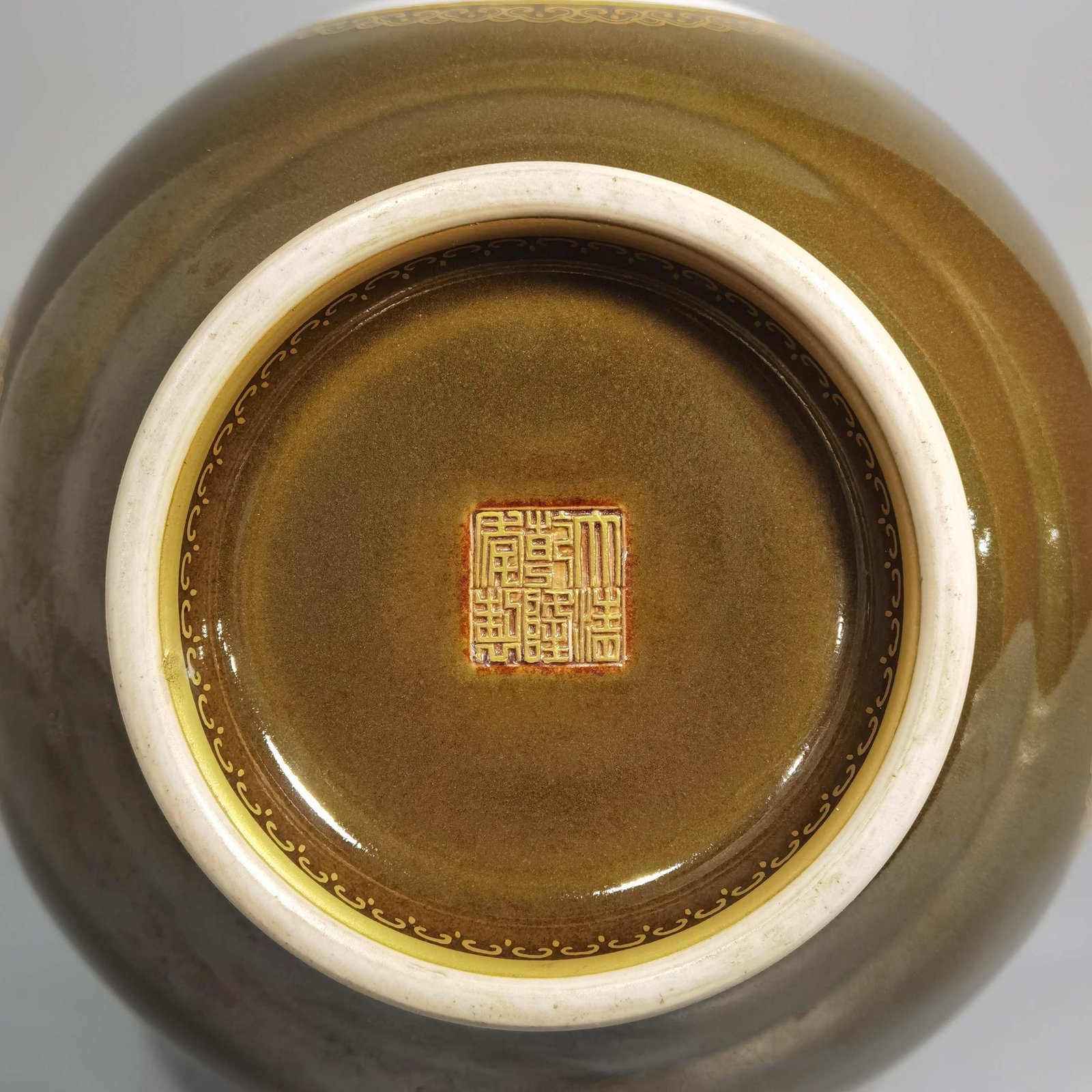 Qing Dynasty Qianlong tea powder glaze window pastel character story mphora