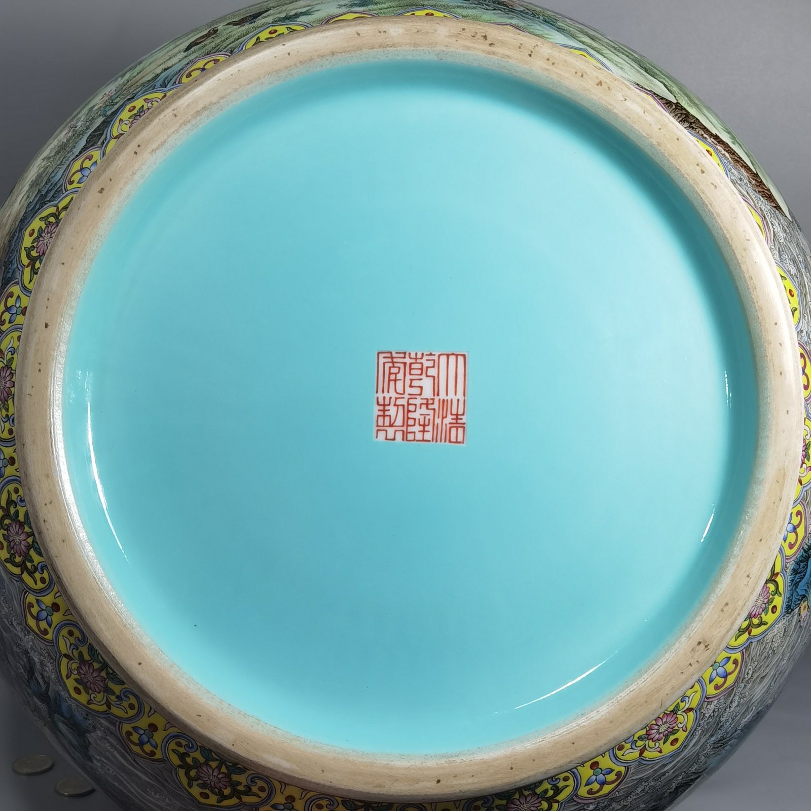 Qing Dynasty Qianlong lanscape pastel peacock in full bloom vase