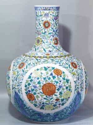 Qing Dynasty Qianlong blue and white celestial vase