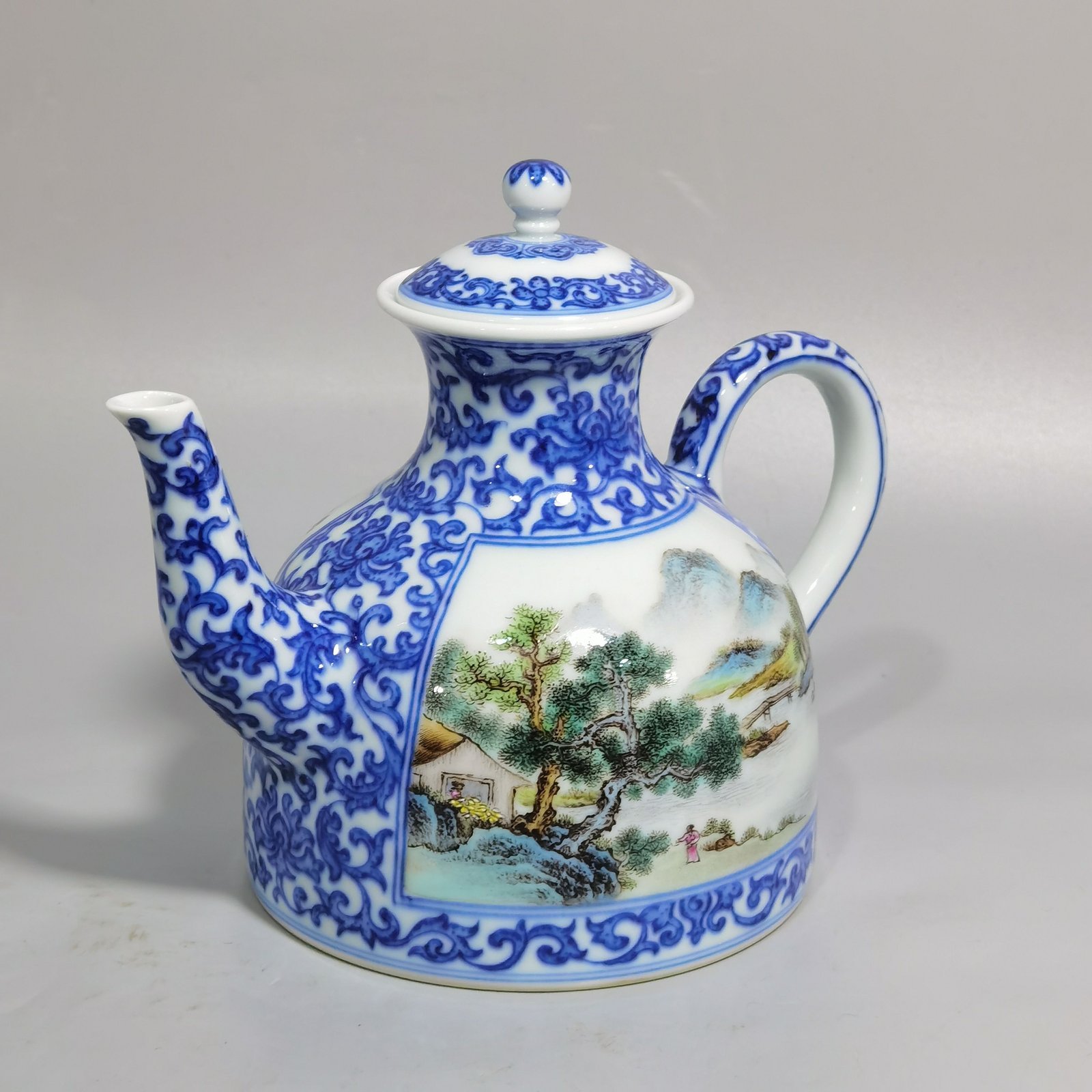 Qing Dynasty Qianlong blue and white intertwining ngustifolia figures poetry teapot
