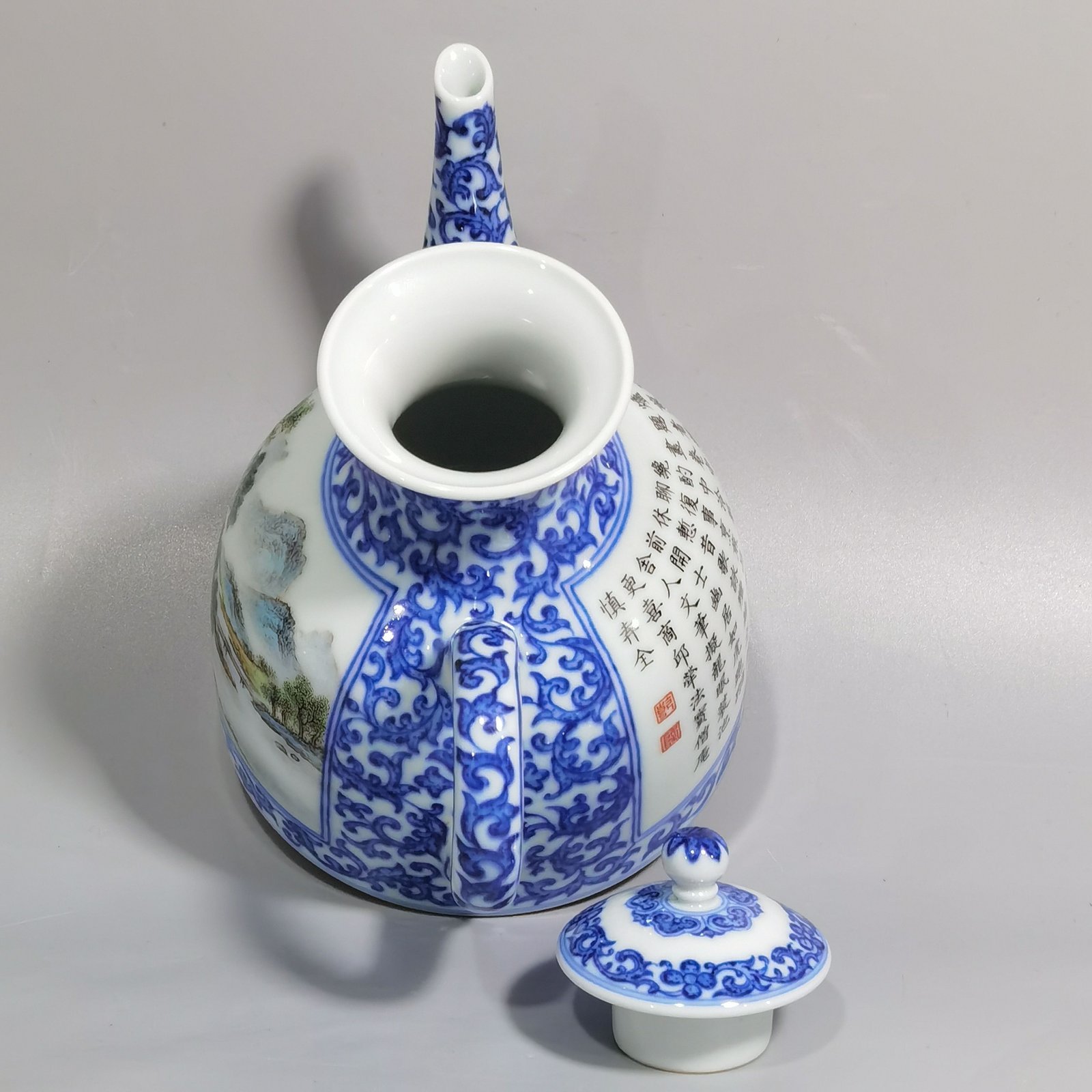 Qing Dynasty Qianlong blue and white intertwining ngustifolia figures poetry teapot
