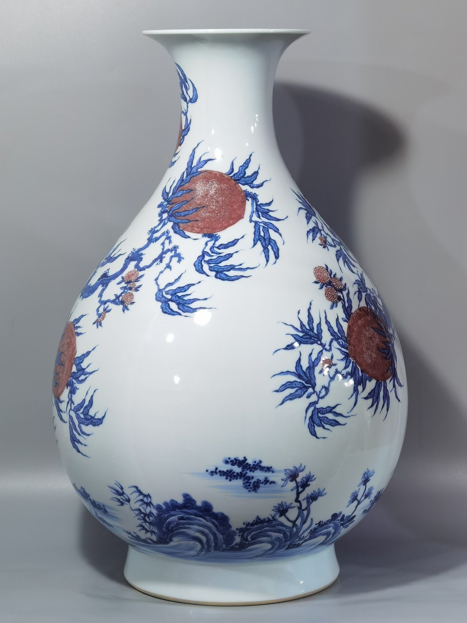 Qing Dynasty Qianlong blue and white underglaze red jade pot