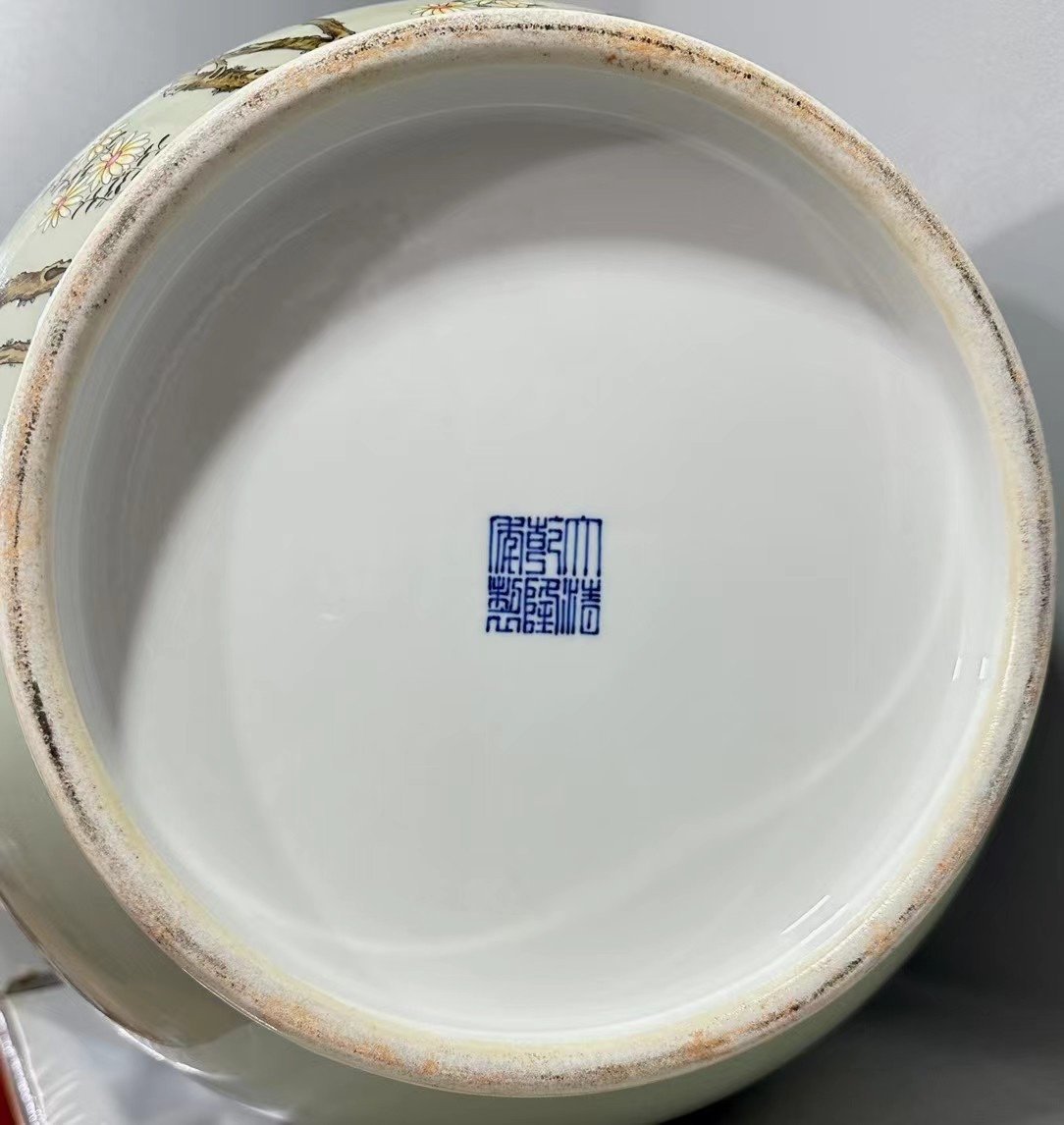 Qing Dynasty Qianlong enamel bean green glaze double-eared statue