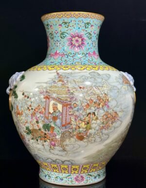 Qing Dynasty Qianlong foreign-colored turquoise-green glaze with flowers