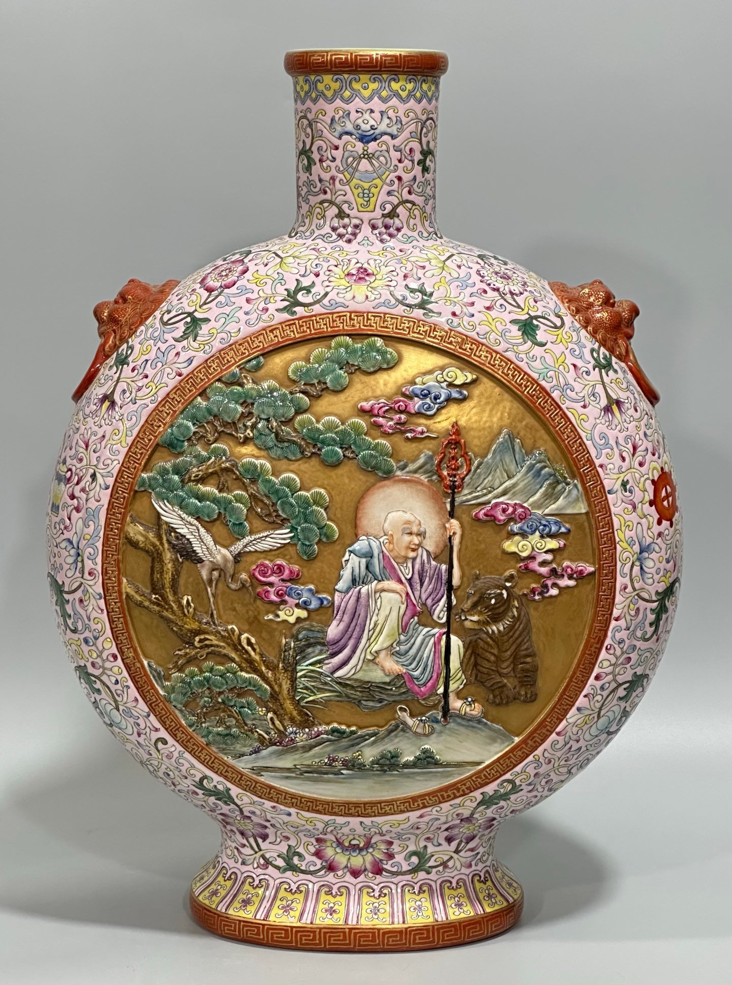Qing Dynasty Qianlong vase with two ears
