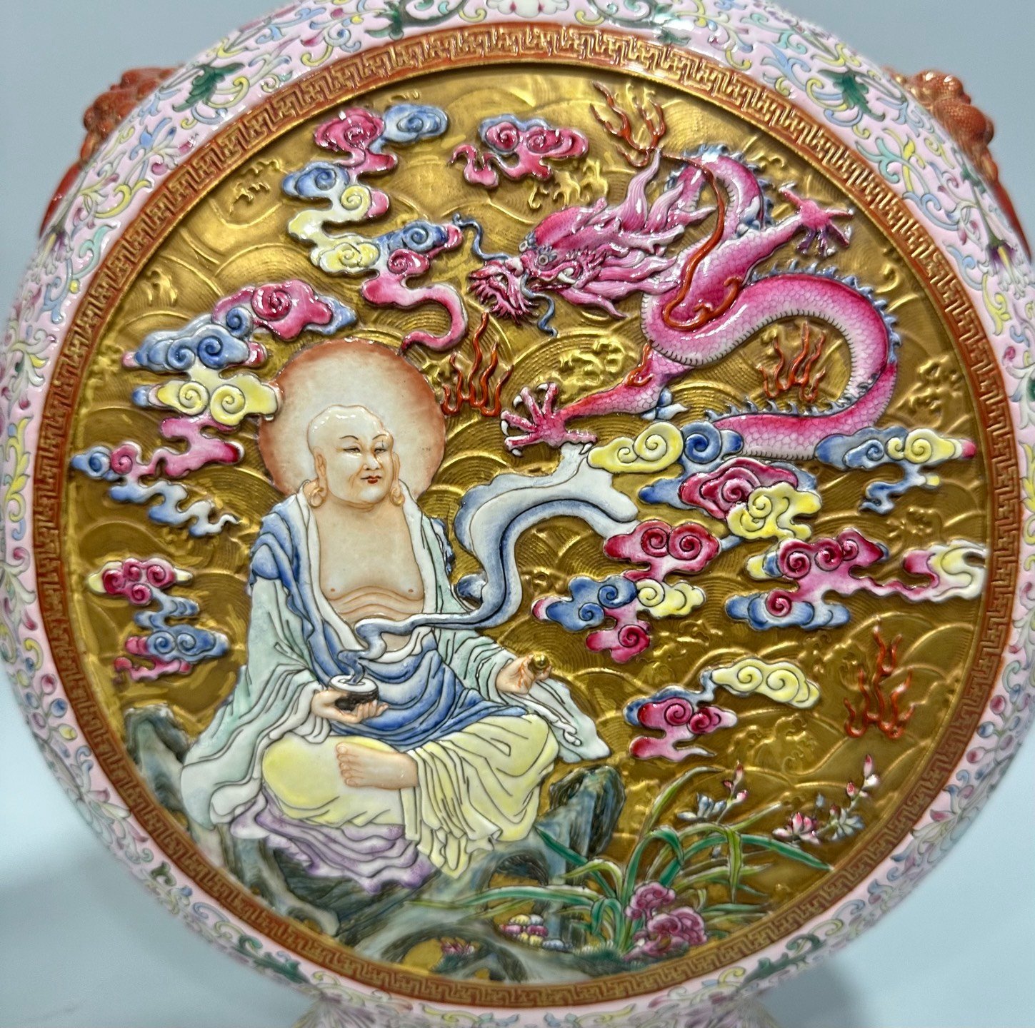 Qing Dynasty Qianlong vase with two ears