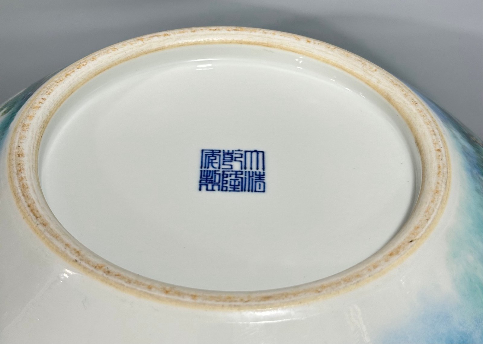 Qing Dynasty Qianlong Enamel Liuhe nimal pattern celestial sphere vase