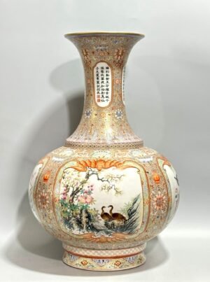 Qing Dynasty Qianlong enamel and gold-painted window flower and bird poetry appreciation vase